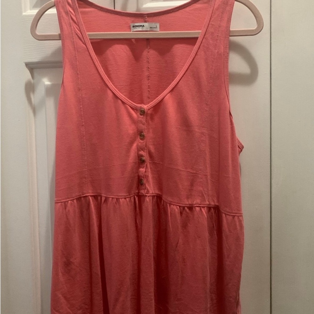 “SONOMA” Sleeveless Women Peach Color T-Shirt / Top. Size: Large.